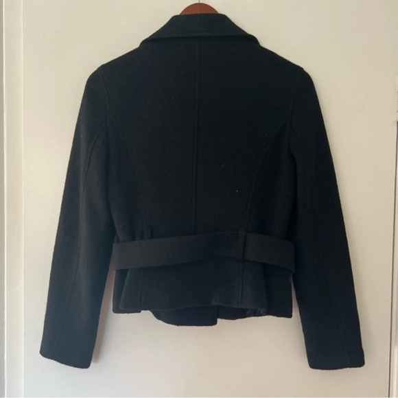 Warm Jacket - Picture 4 of 5